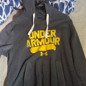 Under armour grey boys youth pullover sweater